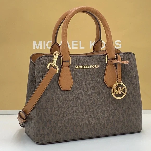 MICHAEL KORS
Camille Small Satchel / Crossbody BROWN
SIGNATURE COLOR - Picture 6 of 16